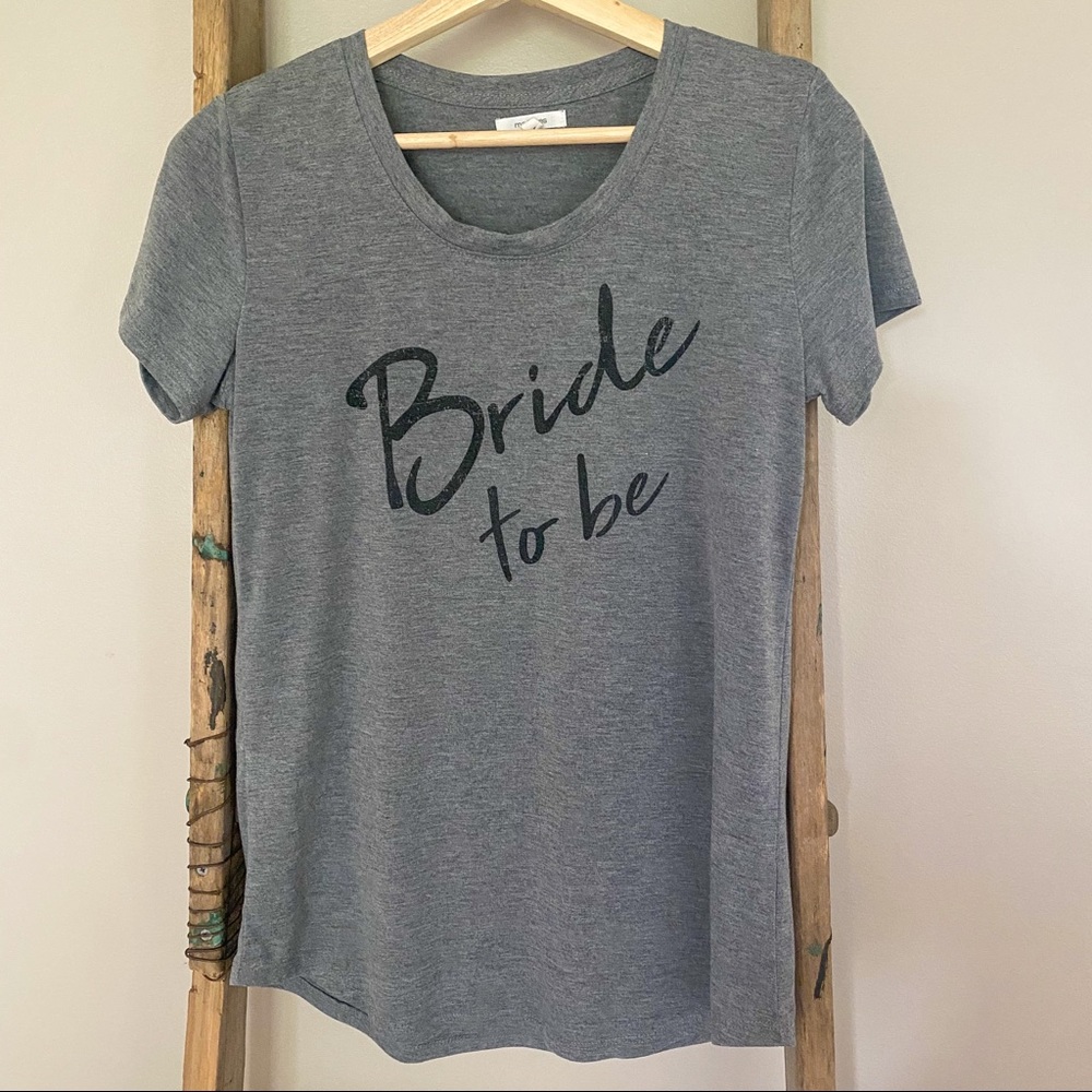 NEW “Bride to be” graphic tee